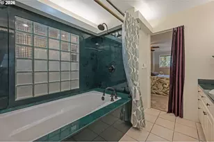 3008 SW Wilbard St, Portland, OR 97219 - Photo 21