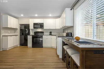 3008 SW Wilbard St, Portland, OR 97219 - Photo 27