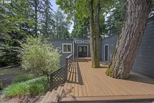 3008 SW Wilbard St, Portland, OR 97219 - Photo 3