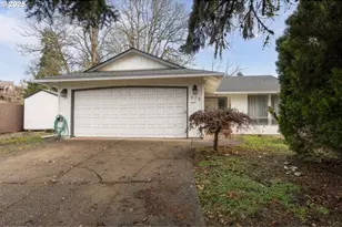 575 Collins Crest, Gladstone, OR 97027 - Photo 1