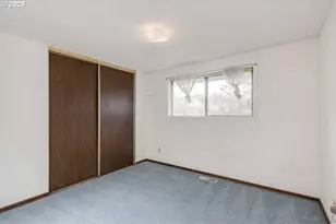 575 Collins Crest, Gladstone, OR 97027 - Photo 19