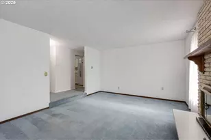 575 Collins Crest, Gladstone, OR 97027 - Photo 7