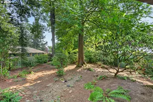 4992 SW Evelyn St, Portland, OR 97219 - Photo 17