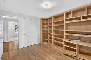 4992 SW Evelyn St, Portland, OR 97219 - Photo 11