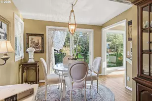 17332 Lake Haven Dr, Lake Oswego, OR 97035 - Photo 17