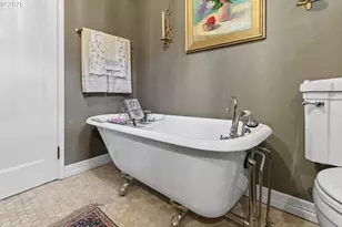 17332 Lake Haven Dr, Lake Oswego, OR 97035 - Photo 23