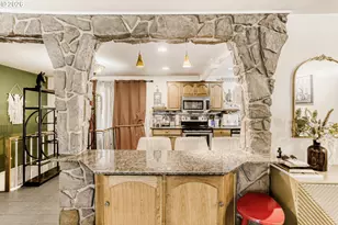 804 SE 176th Pl, Portland, OR 97233 - Photo 15