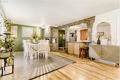 804 SE 176th Pl, Portland, OR 97233 - Photo 9