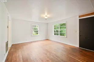 1158 10th Ave, Longview, WA 98632 - Photo 7