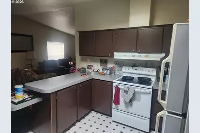 204 Trout Loop, Roseburg, OR 97471 - Photo 15