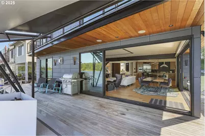 3939 N Marine Dr #12, Portland, OR 97217 - Photo 45