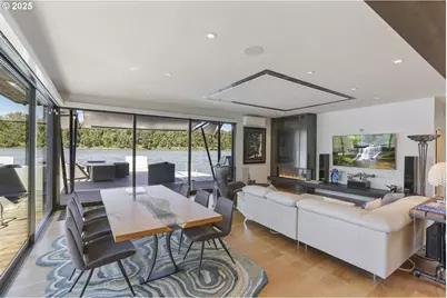 3939 N Marine Dr #12, Portland, OR 97217 - Photo 11