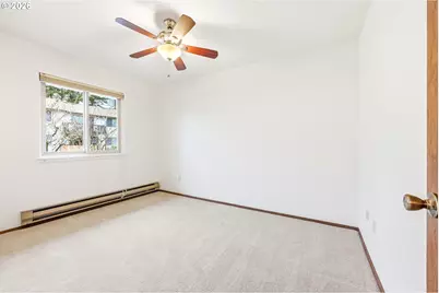 12088 SW King Arthur St #B, King City, OR 97224 - Photo 19