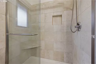 12088 SW King Arthur St #B, King City, OR 97224 - Photo 25