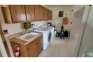 298 Main St, Monument, OR 97864 - Photo 11