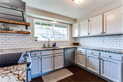 3958 Pam St, Eugene, OR 97402 - Photo 9