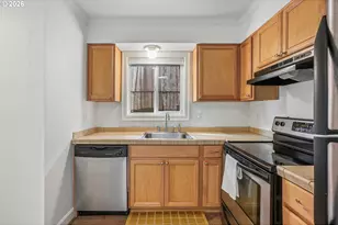 6919 N Leavitt Ave, Portland, OR 97203 - Photo 11