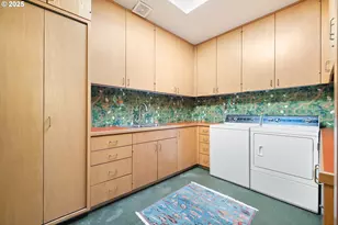 6126 S Riverpoint Ln, Portland, OR 97239 - Photo 37