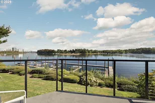 6126 S Riverpoint Ln, Portland, OR 97239 - Photo 29