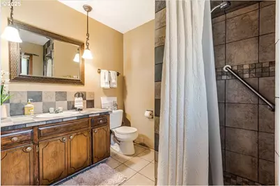 15120 SE Franklin St, Portland, OR 97236 - Photo 25