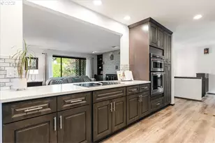 15120 SE Franklin St, Portland, OR 97236 - Photo 13