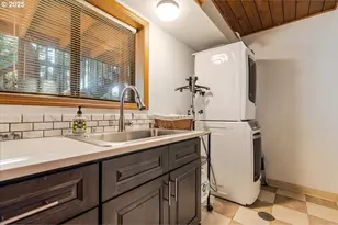 15120 SE Franklin St, Portland, OR 97236 - Photo 29