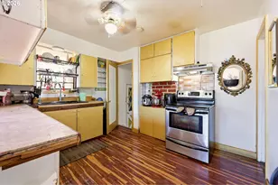 14144 SE Powell Blvd, Portland, OR 97236 - Photo 13