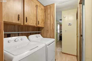21100 NE Sandy Blvd, Fairview, OR 97024 - Photo 11