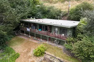 16233 Ivy Ln, Brookings, OR 97415 - Photo 1