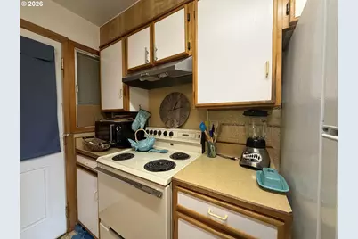 16233 Ivy Ln, Brookings, OR 97415 - Photo 11