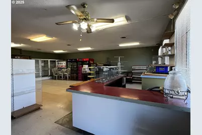 99 3rd St, Maupin, OR 97037 - Photo 11