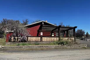 99 3rd St, Maupin, OR 97037 - Photo 3