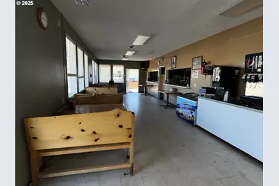 99 3rd St, Maupin, OR 97037 - Photo 15
