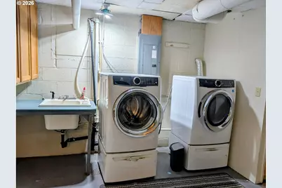 1833 D St, Forest Grove, OR 97116 - Photo 37