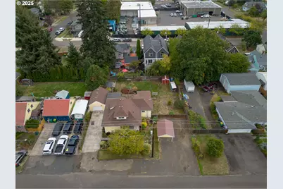 1833 D St, Forest Grove, OR 97116 - Photo 41