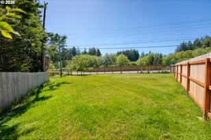 7001 Welch Ct, Brookings, OR 97415 - Photo 31