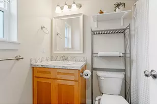 3902 Hawthorne Ave, Salem, OR 97301 - Photo 19