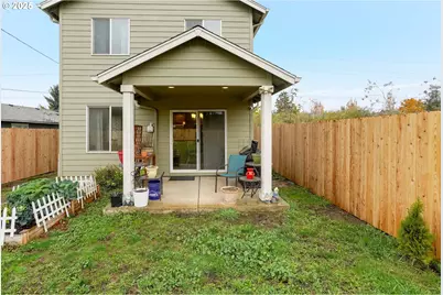 3902 Hawthorne Ave, Salem, OR 97301 - Photo 23