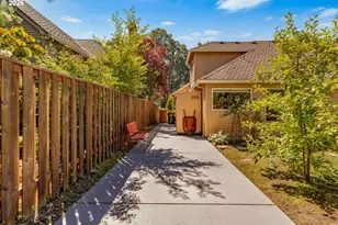 5657 Grand Oaks Dr, Lake Oswego, OR 97035 - Photo 39