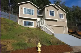 340 Kalapuya Way, Cottage Grove, OR 97424 - Photo 1