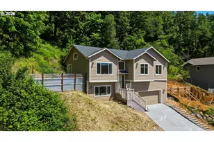 340 Kalapuya Way, Cottage Grove, OR 97424 - Photo 1