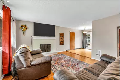 309 NE 94th Ave, Vancouver, WA 98664 - Photo 5