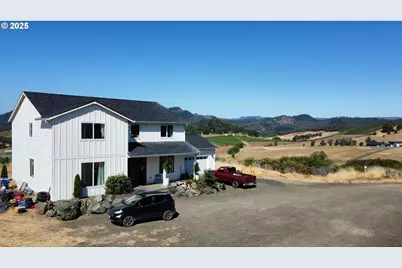 635 Wil Way, Winston, OR 97496 - Photo 3