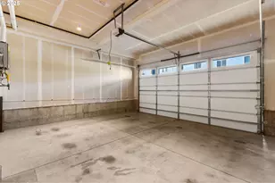 193 N 44th Pl, Ridgefield, WA 98642 - Photo 7