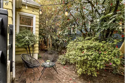 1816 SE 12th Ave, Portland, OR 97214 - Photo 3