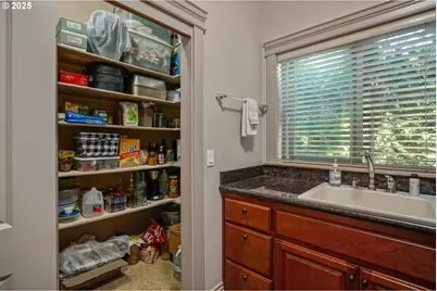 6147 Quail Hollow St, Salem, OR 97306 - Photo 29