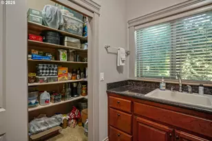 6147 Quail Hollow St, Salem, OR 97306 - Photo 29