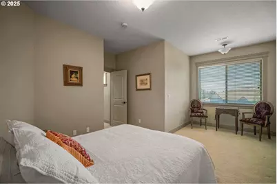 6147 Quail Hollow St, Salem, OR 97306 - Photo 35