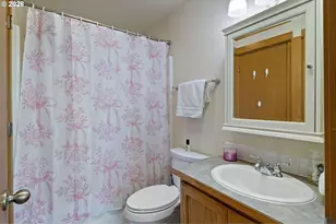 1053 Heckart Ln, Harrisburg, OR 97446 - Photo 35