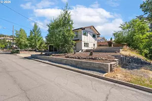 1861 NW Finch Ct, Roseburg, OR 97471 - Photo 41